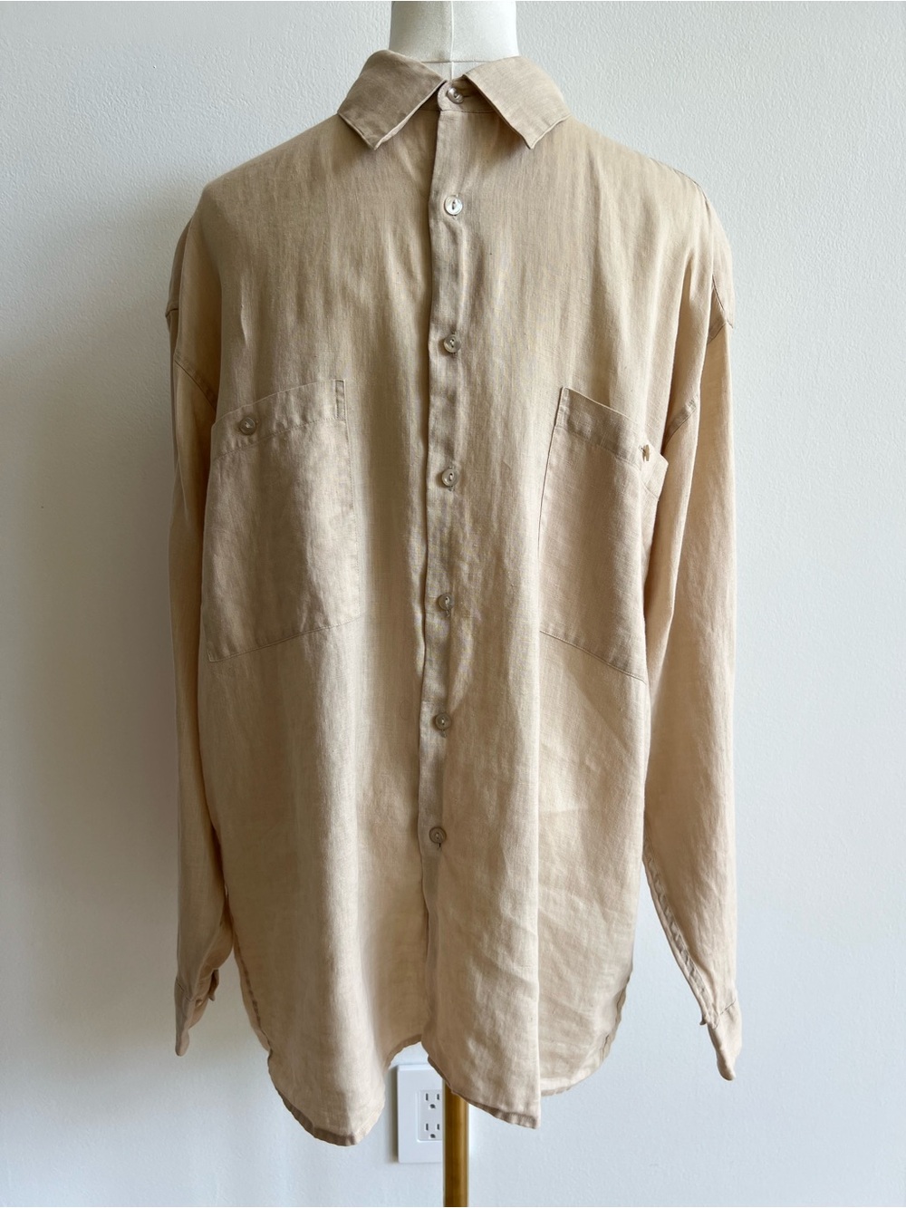 Burma Bibas 100% Linen Button Up Men’s Sz Medium Shirt Tan Casual Coastal Preppy